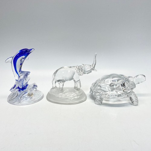 624 - boutique cristal d'arques france crystal figures including a dolphin, elephant and tortoise.