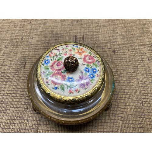 522 - Brass Victorian powder puff trinket box.