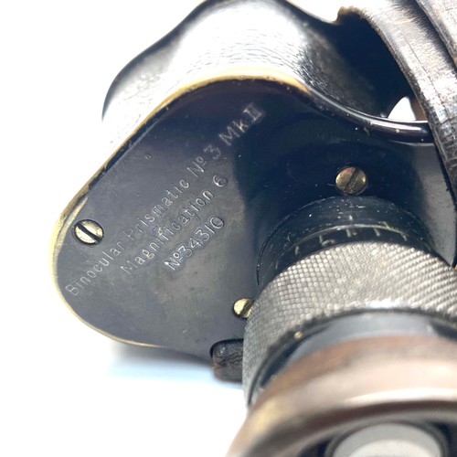 675 - WWI A. Kershaw & Sons LTD leeds prismatic No3 MkII x6 magnification in a bosch & lomb leather optica... 