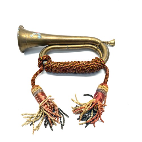 611 - Vintage brass hunting bugle.