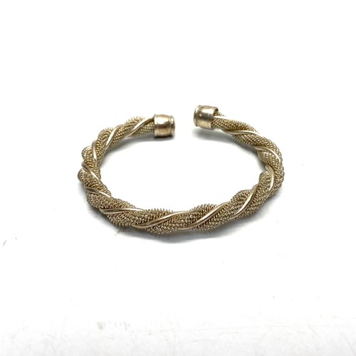 867 - Sterling silver mesh bracelet.