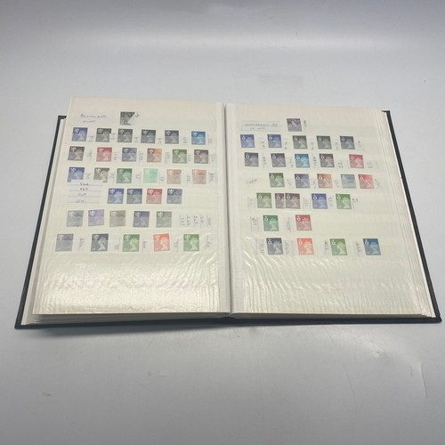 909 - A collection of mint GB stamps.