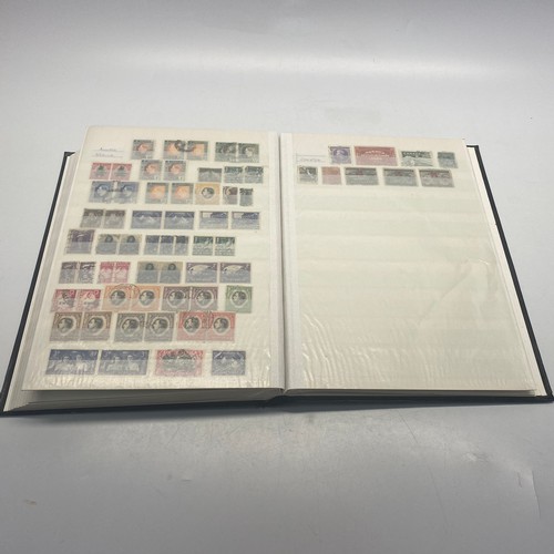 909 - A collection of mint GB stamps.