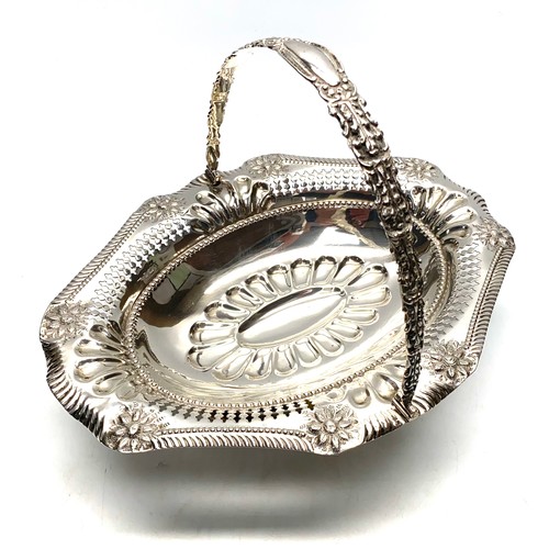 853 - Sterling silver art nouveau fruit bowl 600g.