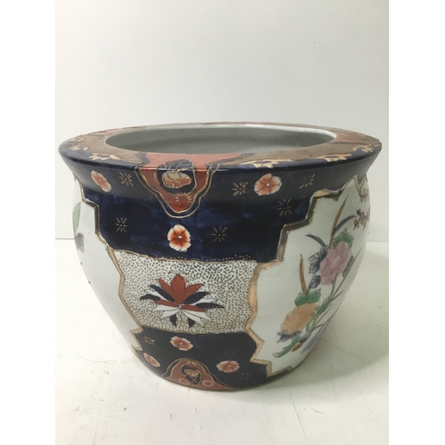 610 - Vintage Chinese plant pot