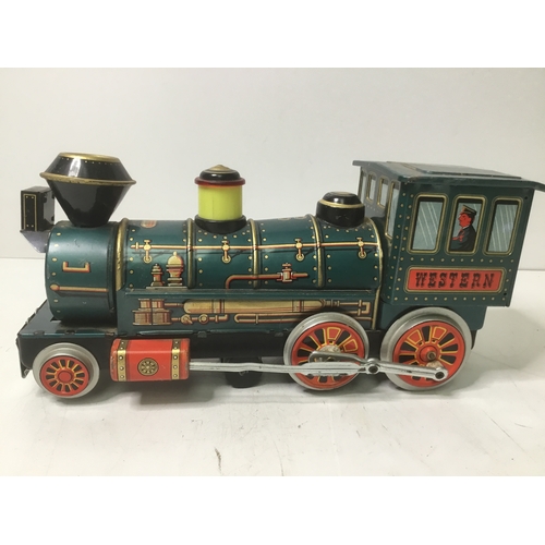 631 - Vintage Japanese tin plate battery powered train