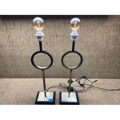 1030 - 2 modern style lamps.