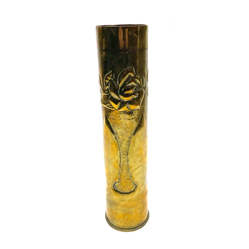 671 - Stunning trench art made from a bullet shell, (unable to tell when).