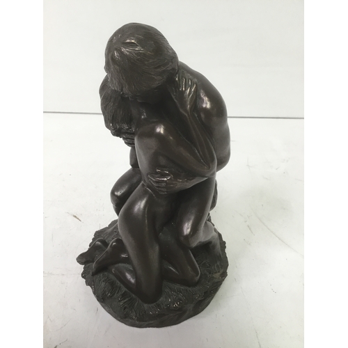 663 - Bronzed resin sculpture of the lovers