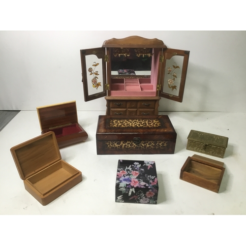 471 - A selection of jewellery boxes and trinket boxes