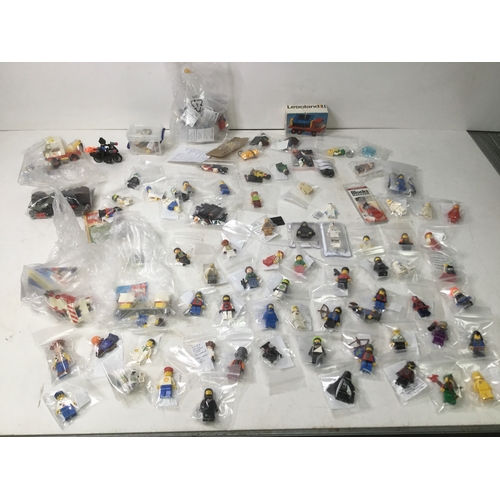 1174 - A quantity of Lego mini figures