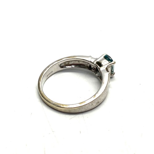 932 - 9ct white gold ring with Alexandrite stone. Size O 3.7g.