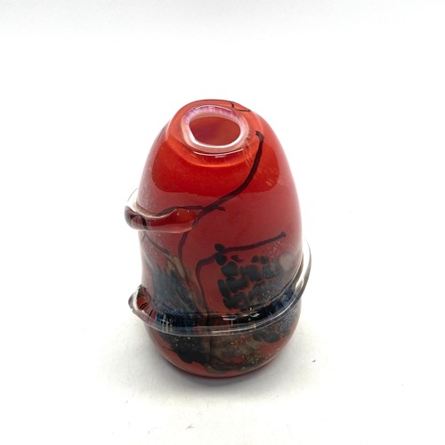 724 - Lazlo hand blown art glass vase; 26cm tall.