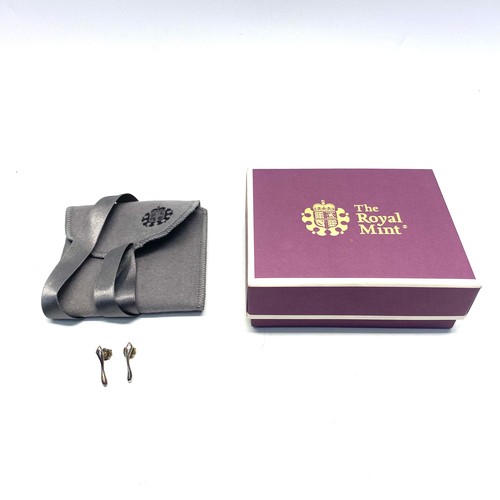905 - Pair of sterling silver earrings from the Royal Mint in a presentation box and soft case. Hallmarks ... 
