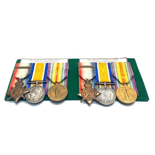 939 - Two sets of WW1 Medals including Mons stars with Mons Star clasps (5th Aug – 22nd Nov 1914) . 1914 M... 