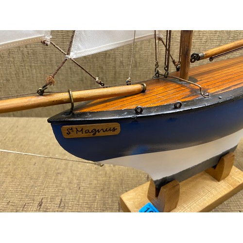 1093 - Very Rare 1920s Model Sailing Yacht by Clyde Model Dockyard Glasgow.