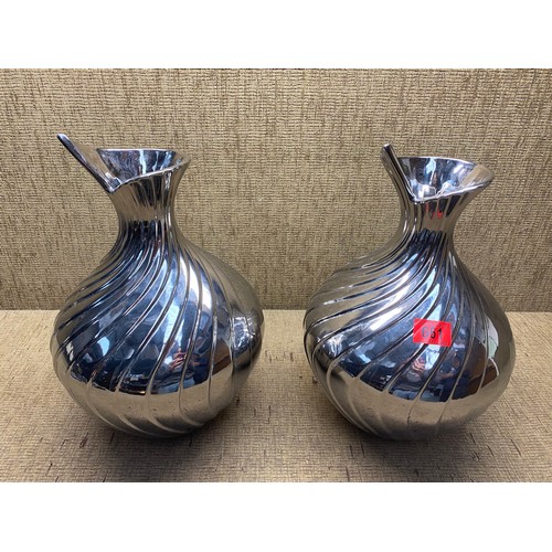 661 - Next modern chromed ceramic vases.