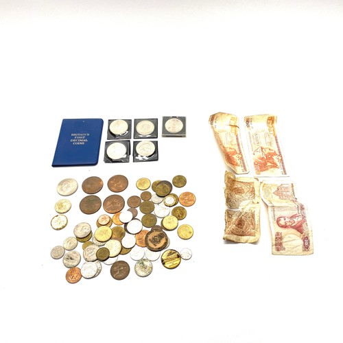 726 - Large collection of coins, notes and tokens
