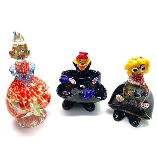 508 - 3 murano glass clowns (damaged).