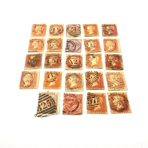 652 - Collection of British stamps including a number of penny reds. (see second pictre for better view of... 