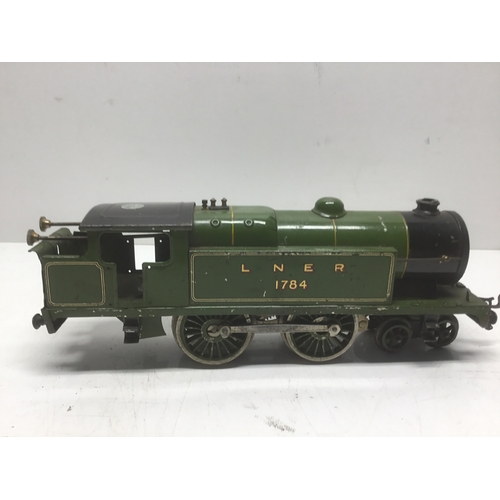 745E - Hornby LNER mechanical clockwork train number 1784