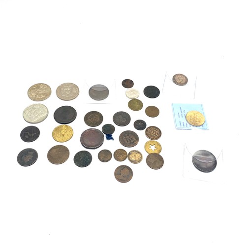 864 - Collection of Coins including: Three £5 coins.