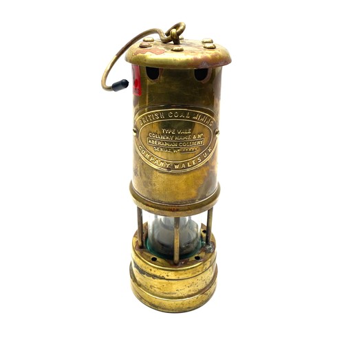 669 - Vintage brass british coal mining welsh aberavon lamp.