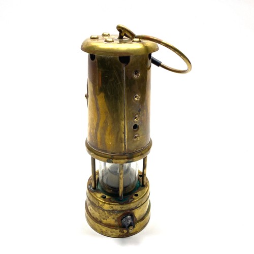 669 - Vintage brass british coal mining welsh aberavon lamp.