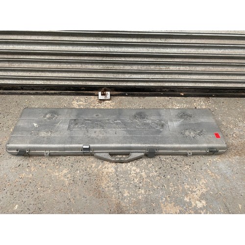 703A - Silver padded rifle case