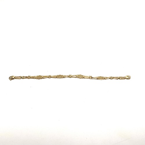 980 - Stunning 9ct gold reversible bracelet. 6.4g.