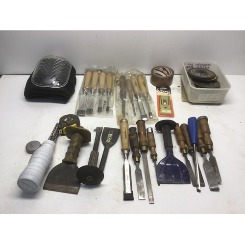 277 - A large quantity of tools including chisel sets