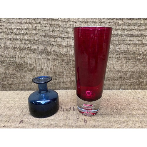 477 - Polish Krosno red bubble glass vase and a holmested blue vase.