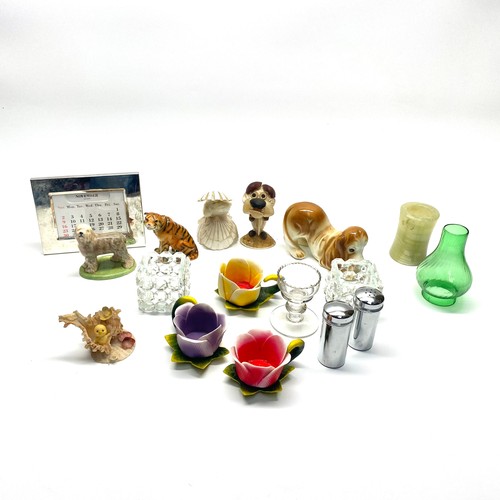 453 - mixed items including wade ceramic dog, heavy onyx candle holder and silver plate card calander.