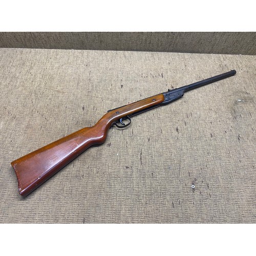 710 - GECADO MOD 16 Air rifle (Diana). Circa 1950 in good condition.  Over 18 and local collection only or... 