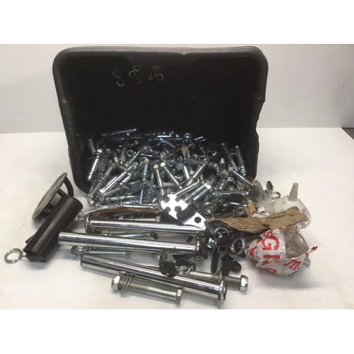 139A - A selection of bolts and fixings