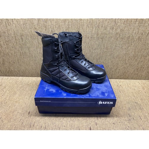 491 - bates tactical sport size 8 mens boots. Retail packaged