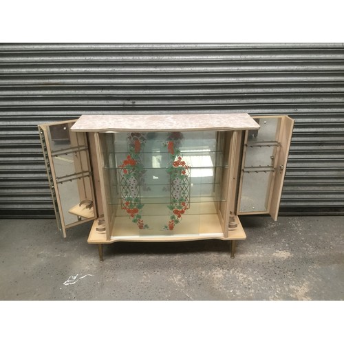 5 - Vintage drinks display cabinet 106x96cm.