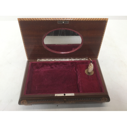 729 - Musical jewellery box with inlaid marquetry by Reuge with Swiss movement
