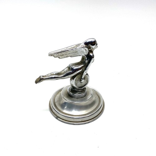 861 - Car mascot, Prouesse styled wheeled nymph (Possibly Rubray cars circa 1930/40s) 16cm tall.
