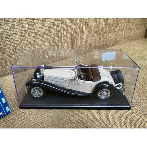 1149 - 3 die cast model cars including: 1956 ford Thunderbird LTD Edition and Chevrolet Bel-Air Limited Edi... 