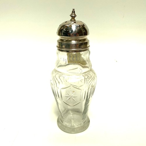 930 - Sterling Silver topped sugar shaker with hallmarks for Chester 1915 by J & R Griffin (Joseph & Richa... 