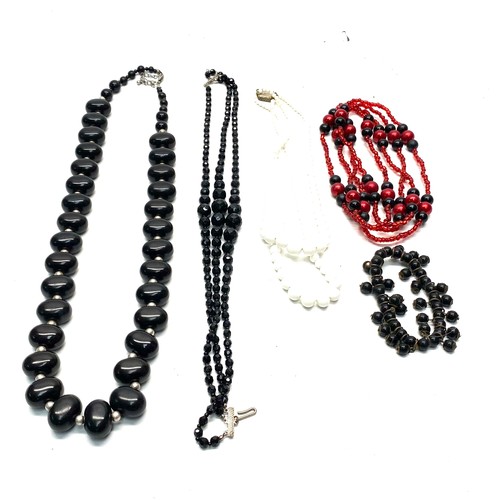 834G - Sphinx black necklace and bracelet and other quality costume jewellery.