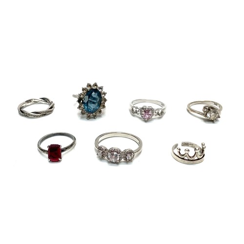 958 - 7 Silver rings including Pandora