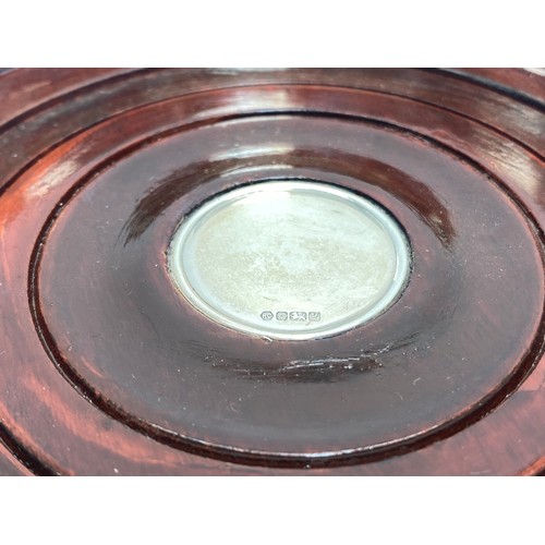 963 - Stunning sterling silver champagne/wine bottle coaster, hallmarks for 1998 by Carr's of Sheffield Lt... 