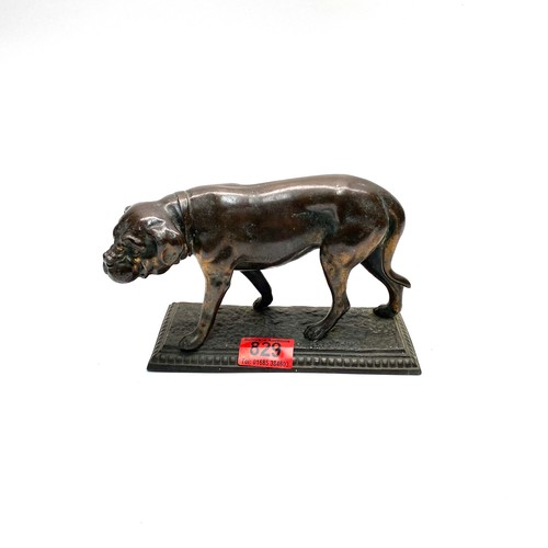 Lot 829       