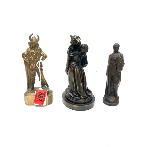 887 - Romeo and Juliet Italian sculpture, very heavy brass Viking and a Roman figure with a lions head cap... 