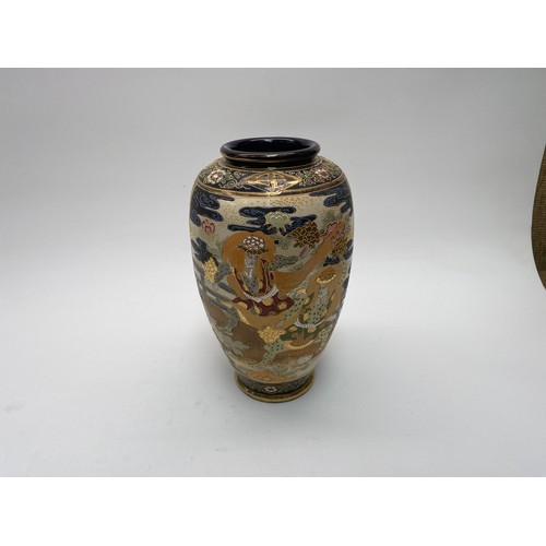 902 - Gorgeous Japanese Satsuma Vase (Likely 1868 - 1912 Meiji Period).