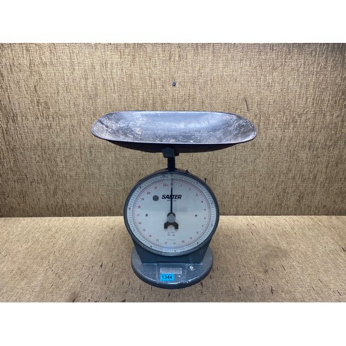 1344 - Salter Model. 250 scales.