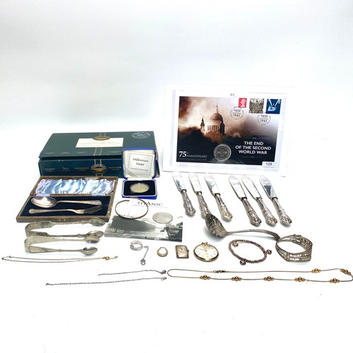 1370 - Collectibnle items including: Classic malts of scotland, 75th ANniversary UK £5 coin cover 