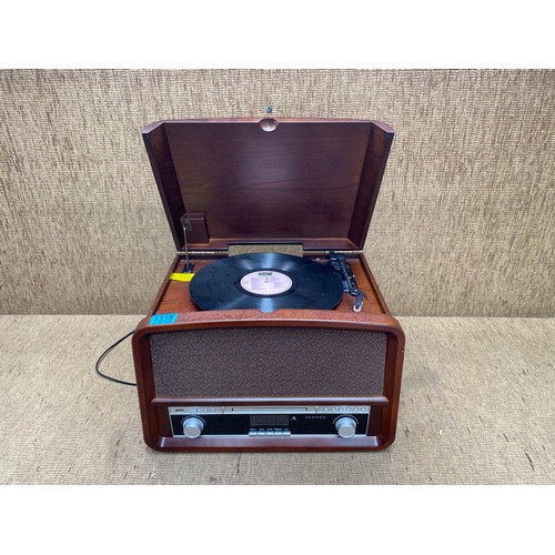 1335 - Zenox retro turn table music centre with USB and CD.